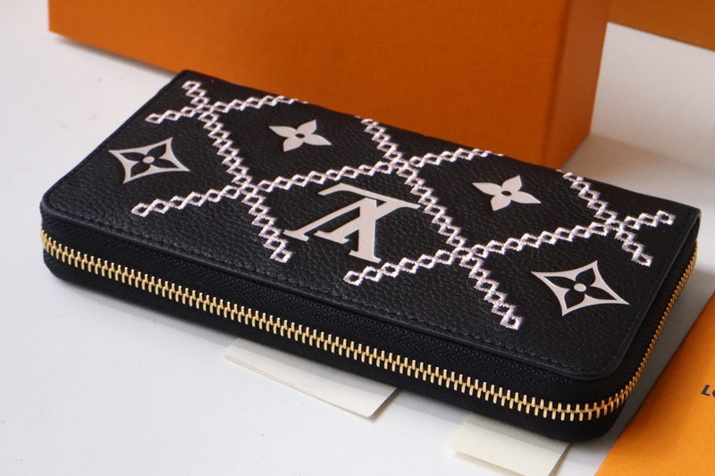 Amelia- LOV  Luxury  Wallets - 654
