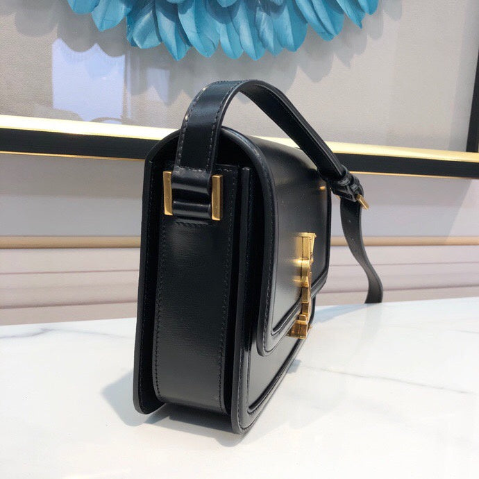 Amelia - YSL Bag - 3735
