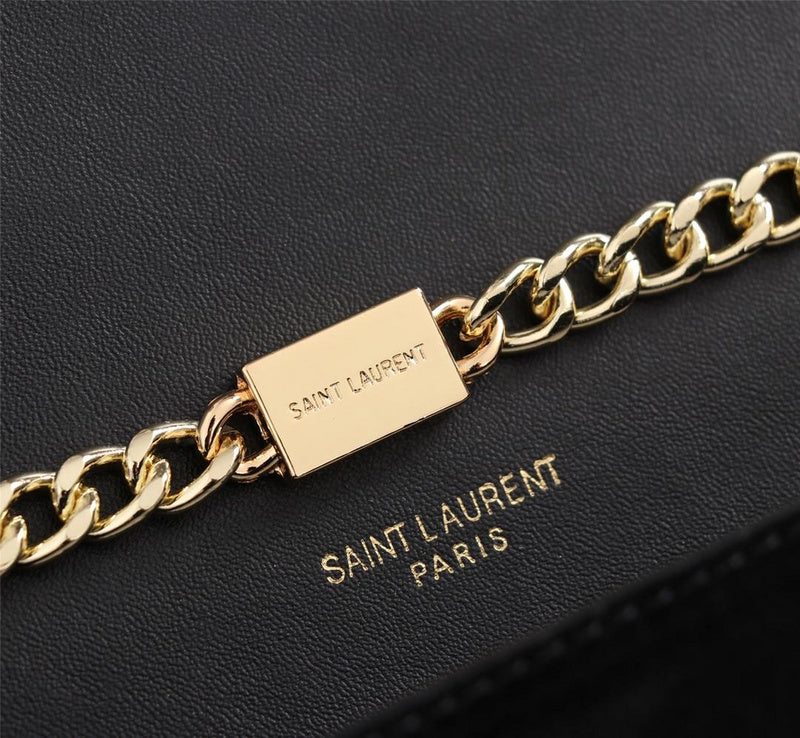 Amelia - YSL Bag - 2630