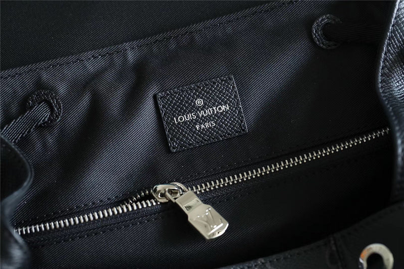 Fan Fashion Lu-Vi bags - 9706