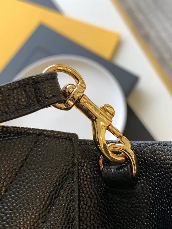 Amelia - YSL Bag - 3743