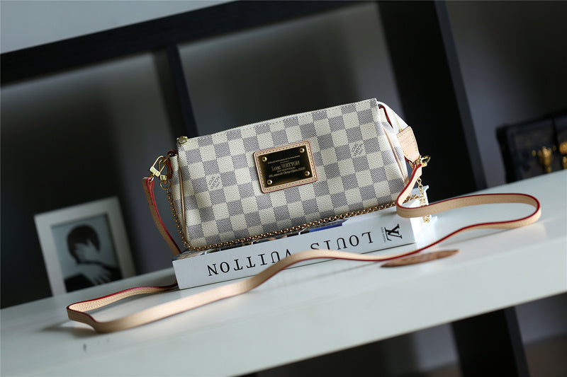 Fan Fashion Lu-Vi bags - 9377