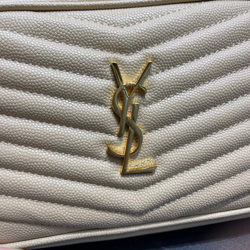 Amelia - YSL Bag - 1869