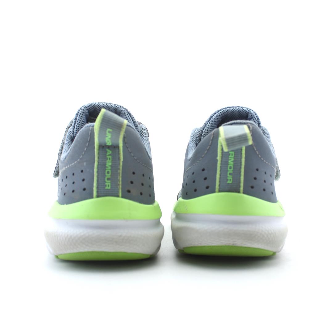 UNDER ARMOUR CHARGED ASSERT 9