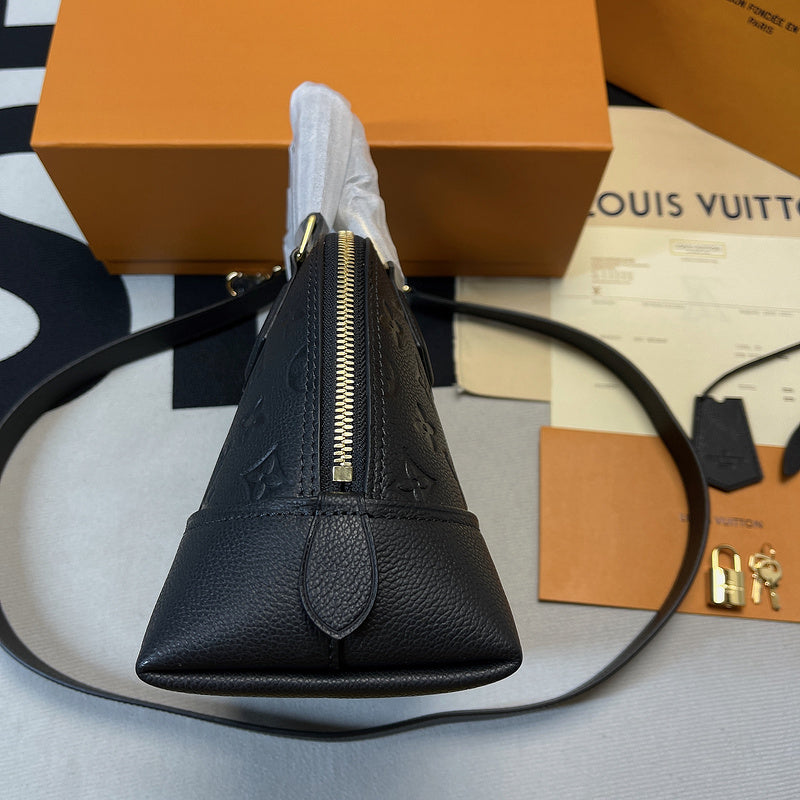 Fan Fashion Lu-Vi bags - 8297