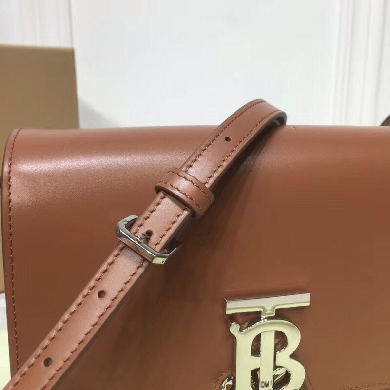 Burberry Bags - Bagsattire   725