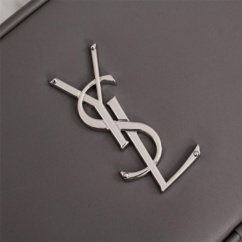 Amelia - YSL Bag - 2559