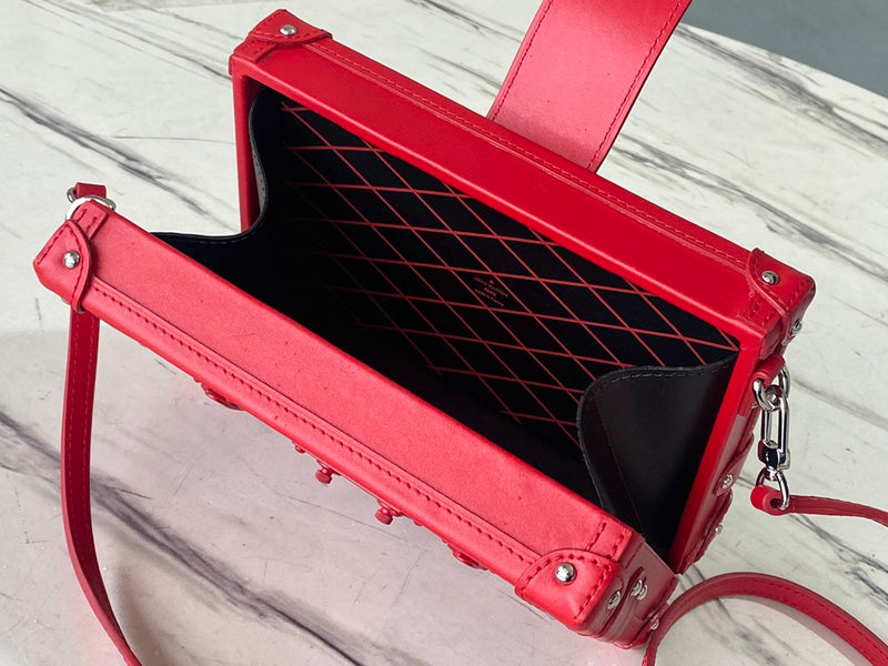 Fan Fashion Lu-Vi Bags - 16776