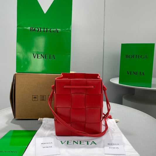 BV Mini Cassette Bucket Bag Red, For Women, Bags 5.5in/14Amelia680217VCQC46358