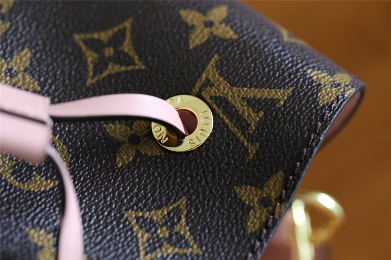 Fan Fashion Lu-Vi bags - 8578
