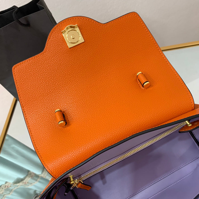 Amelia's Bag Gallery - VAR Bags - 120
