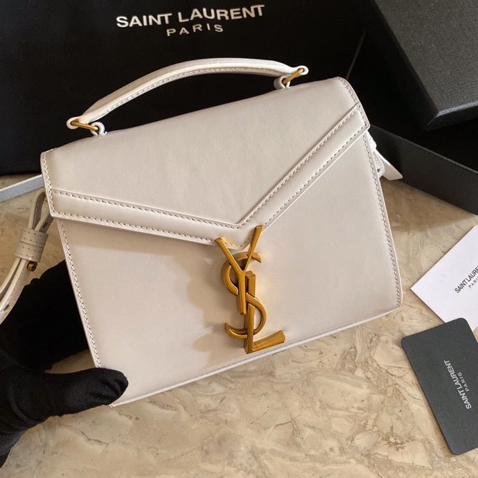 Amelia - YSL Bag - 3781