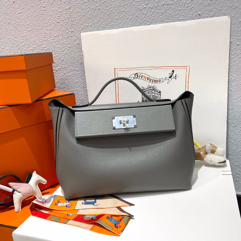 Amelia - HMS Bags - 1704