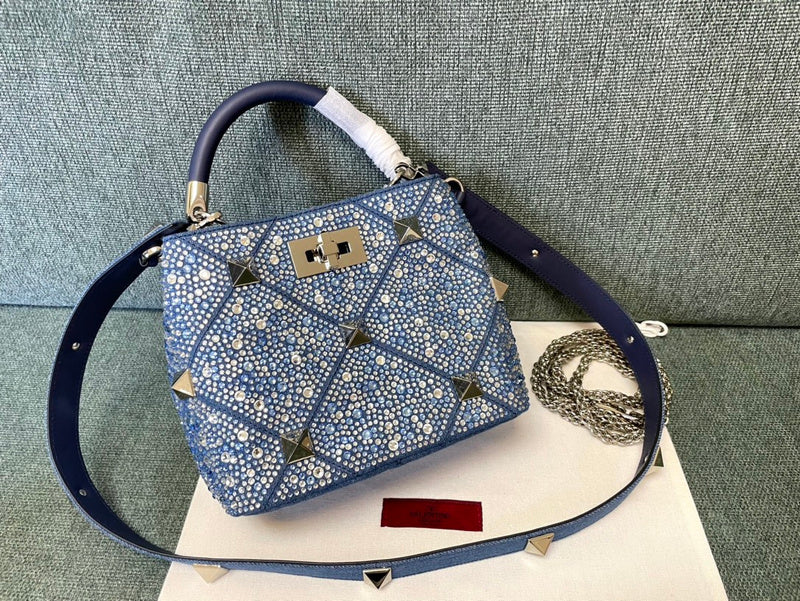 Amelia's Bag Gallery - VEL Bags - 003