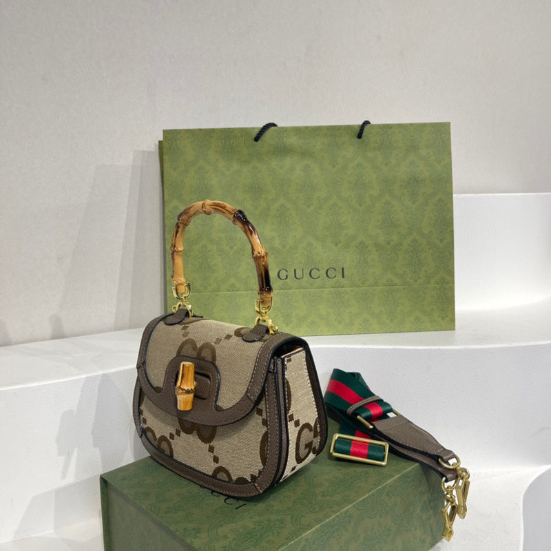 Amelia- GCI Bags - 2007