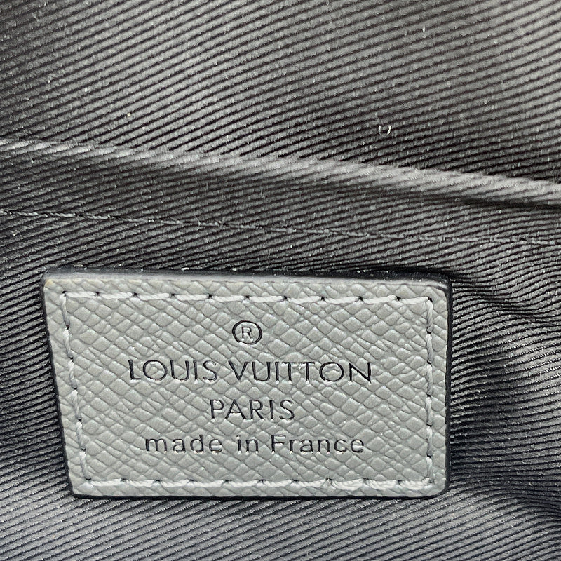 Fan Fashion Lu-Vi bags - 10196