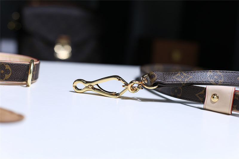 Fan Fashion Lu-Vi bags - 8599