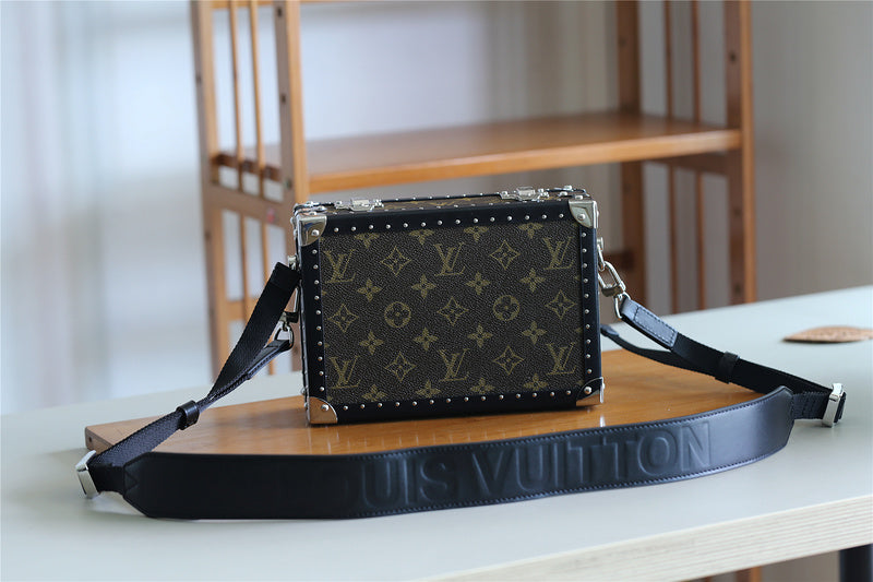 Fan Fashion Lu-Vi bags - 10188