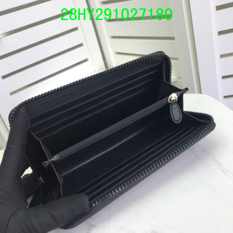Amelia - CAH Wallet - 115