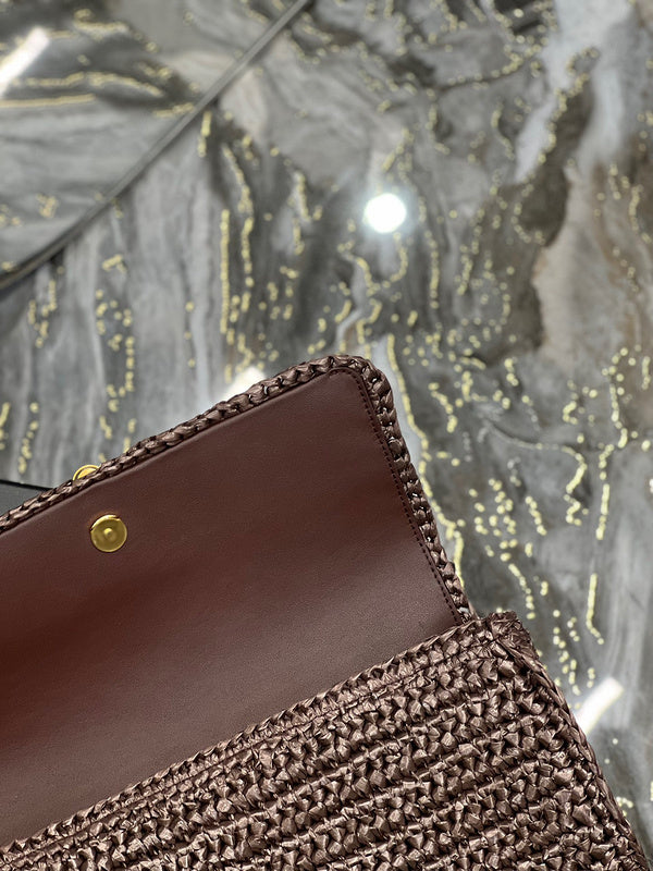 Amelia - YSL Bag - 1870