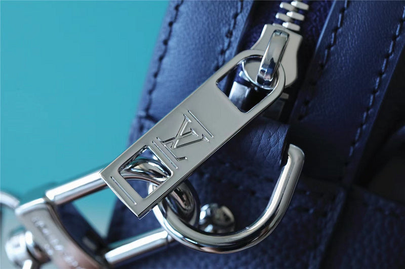 Fan Fashion Lu-Vi bags - 9931