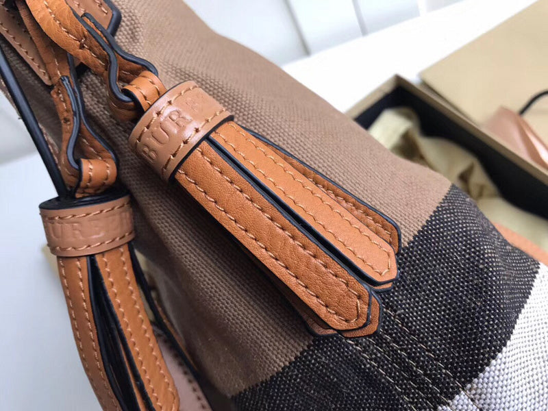 Burberry Bags - Bagsattire   434