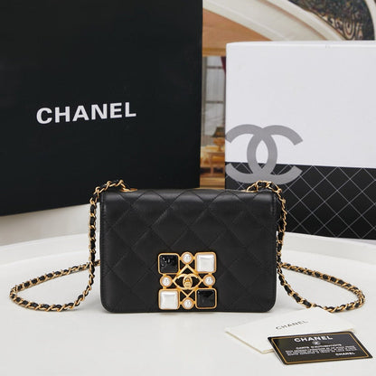 Wellow Bags - Chanel - Bags  - 736