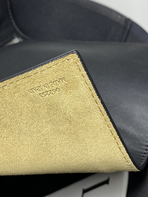 Amelia's Bag Gallery - LWO Bags - 757