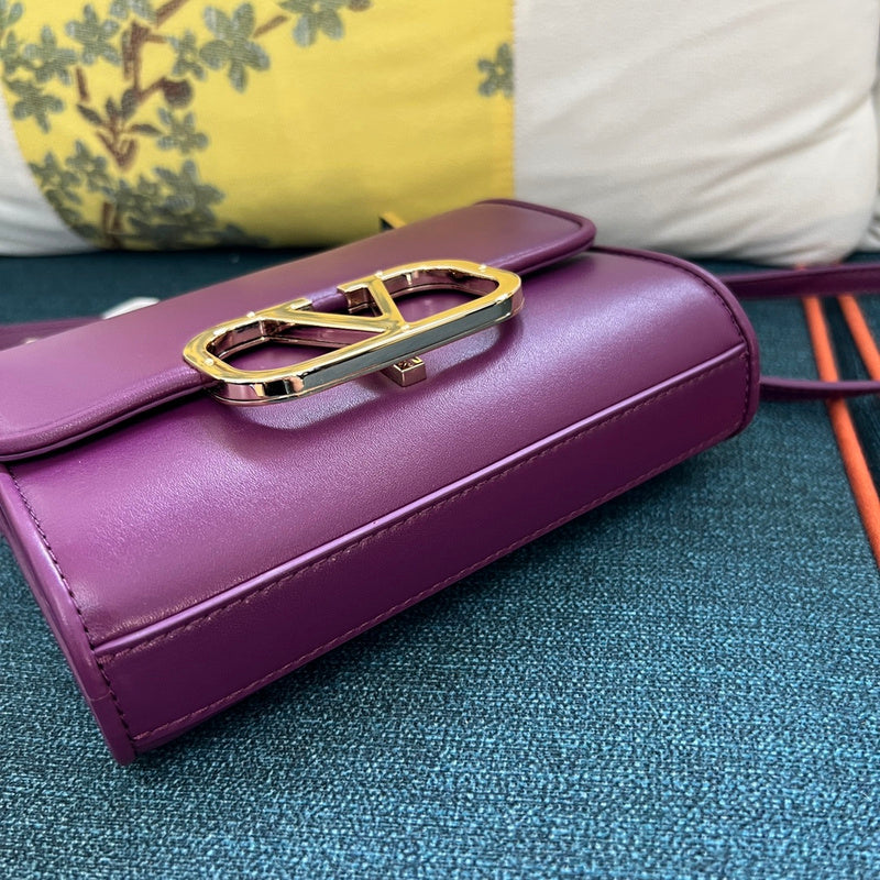 VAL LUXURY BAGS - FOR FASHION LOVERS  AFFORDABLE LUXURY BAGS- 495