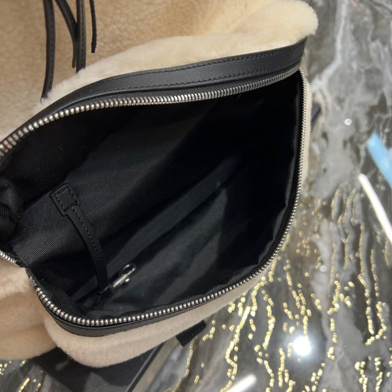 Amelia - YSL Bag - 3716