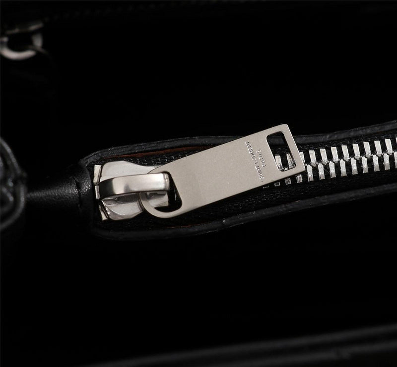 Amelia - YSL Bag - 2944