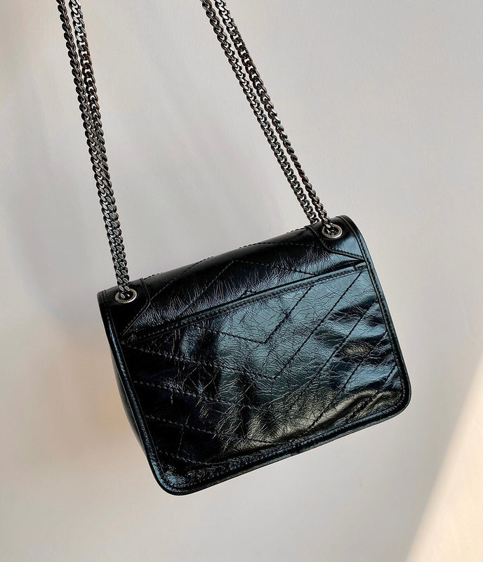 Amelia - YSL Bag - 3702