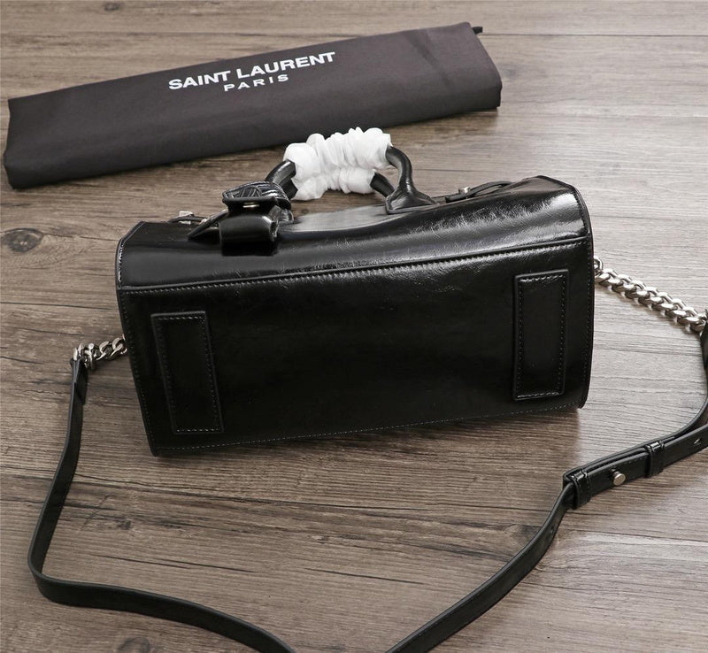 Amelia - YSL Bag - 2835