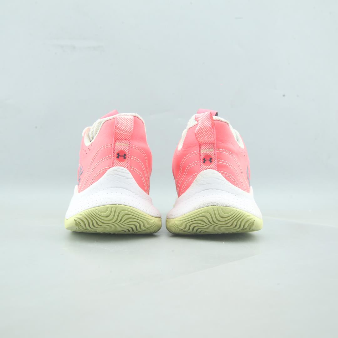 UNDER ARMOUR  CURRY 3Z6