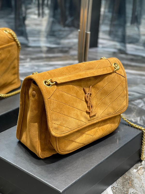Amelia - YSL Bag - 3900