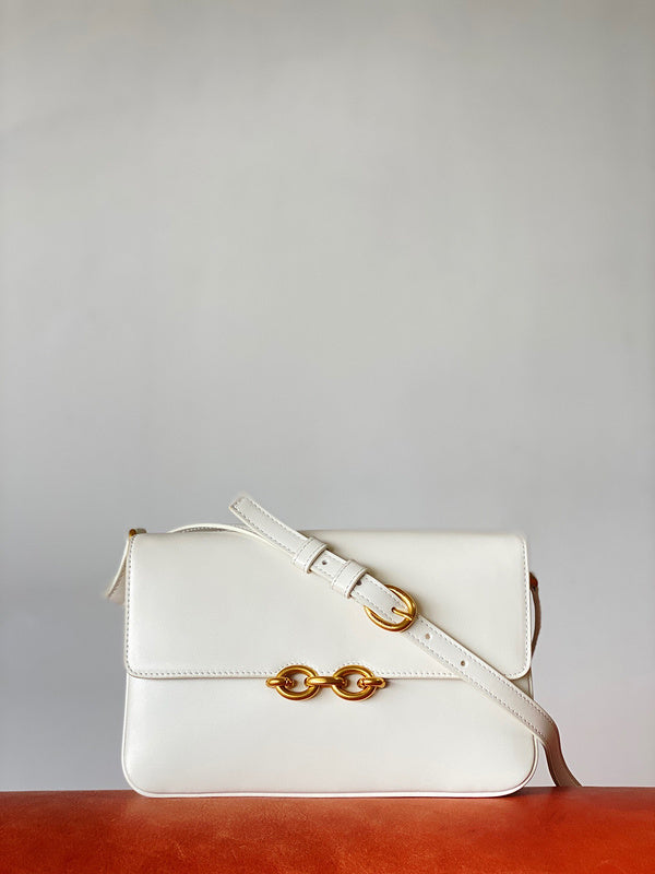 Amelia - YSL Bag - 3678