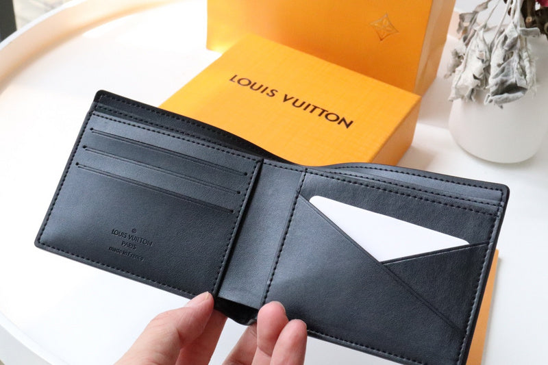 Fan Fashion Lu-Vi bags - 17598