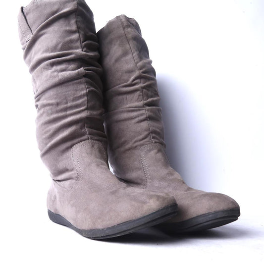 ARIZONA JEAN .