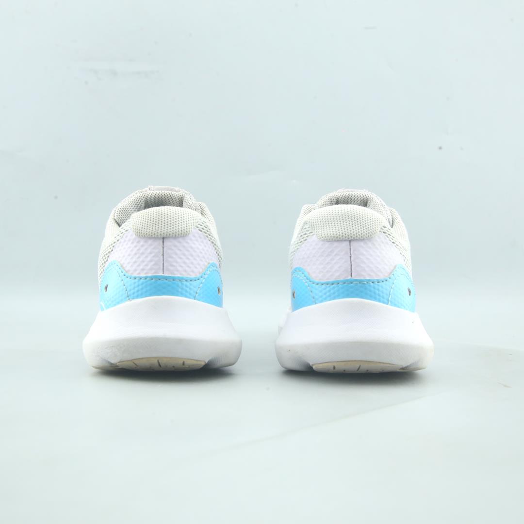 UNDER ARMOUR SURGE 3