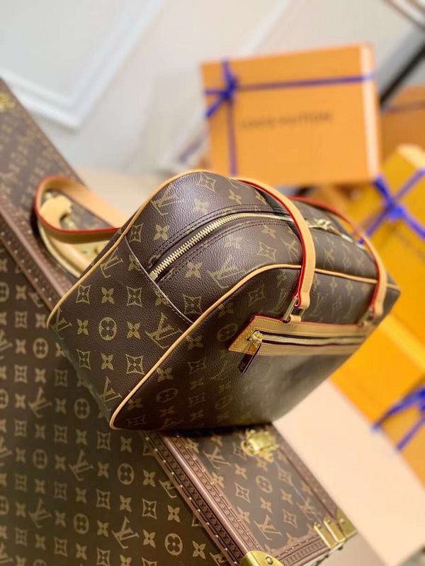 Fan Fashion Lu-Vi bags - 17420