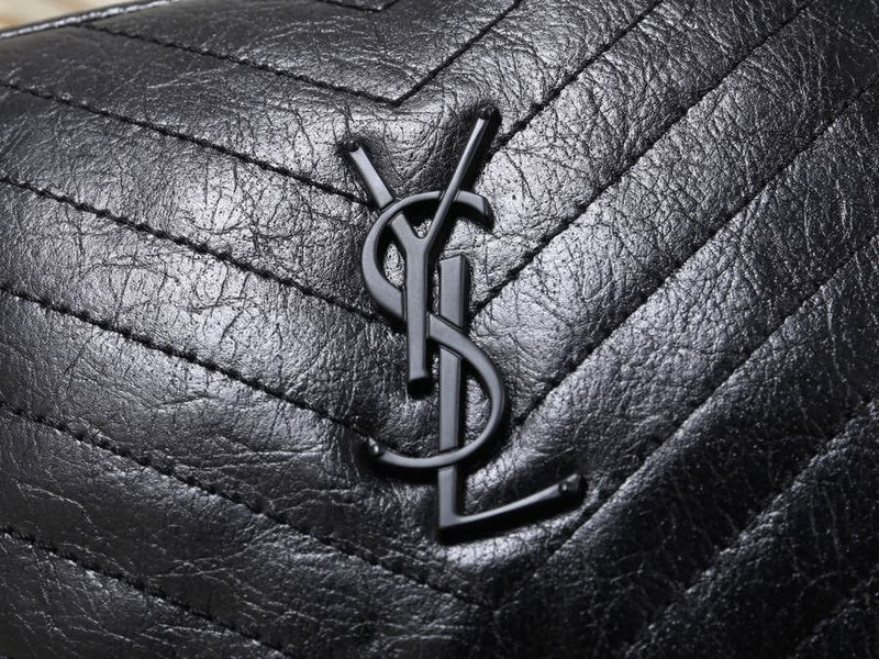 Amelia - YSL Bag - 3560