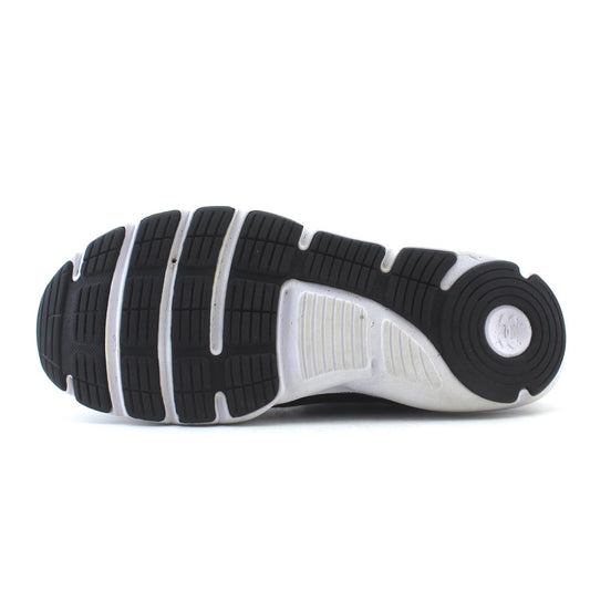 UNDER ARMOUR UA ASSERT 9