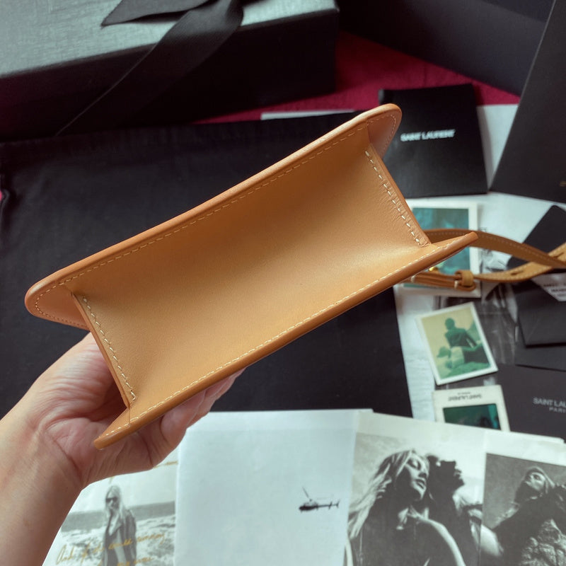 Amelia - YSL Bag - 2432