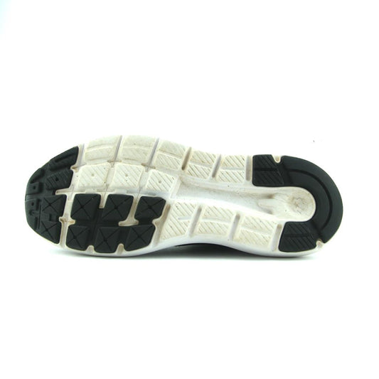 UNDER ARMOUR OUT HUSTLE