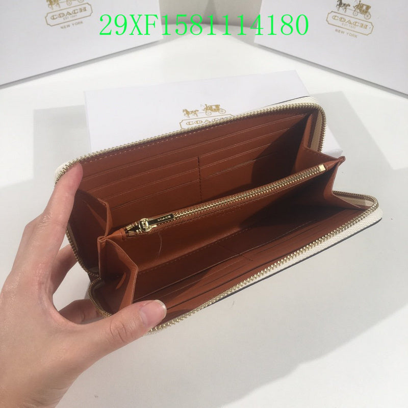 Amelia - CAH Wallet - 053