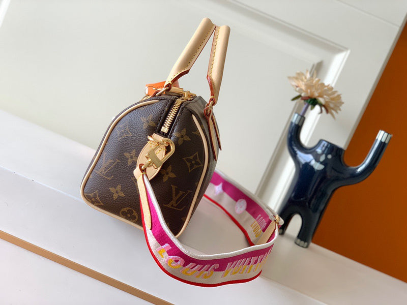 Amelia's Bag Gallery - LOV Bags - 670