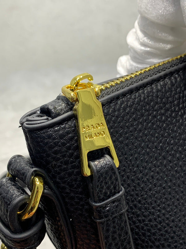 Amelia- PRDA  LUXURY BAGS - 789