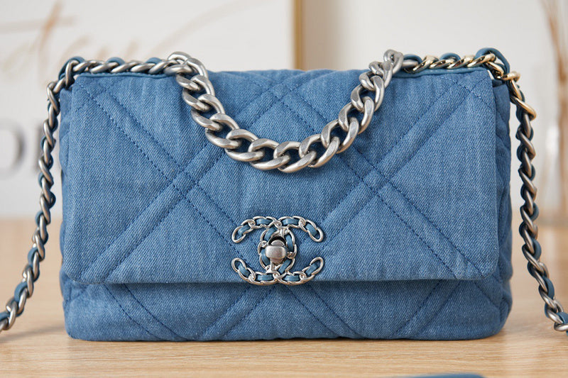Wellow Bags - Chanel - Bags  - 928