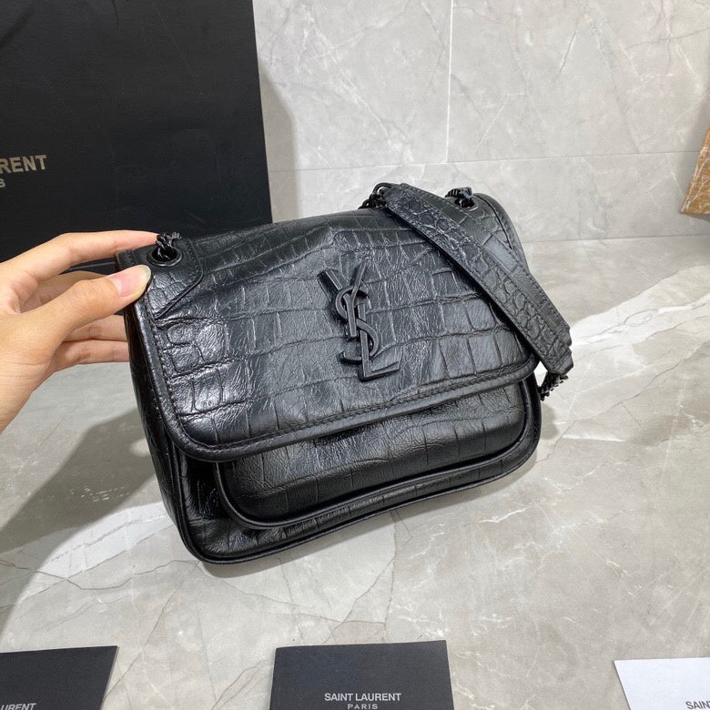 Amelia - YSL Bag - 4067