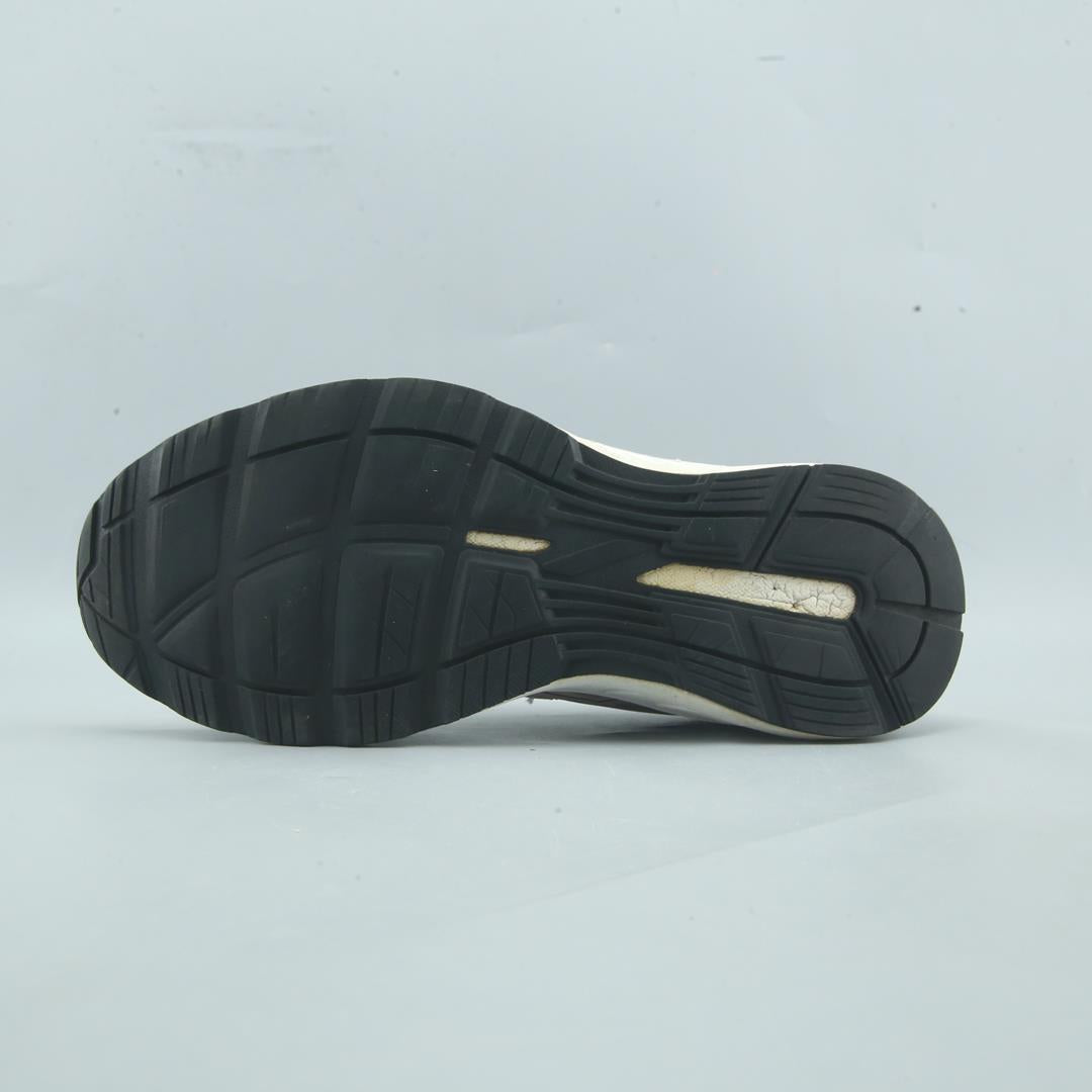 ASICS  GEL-SILEO 3